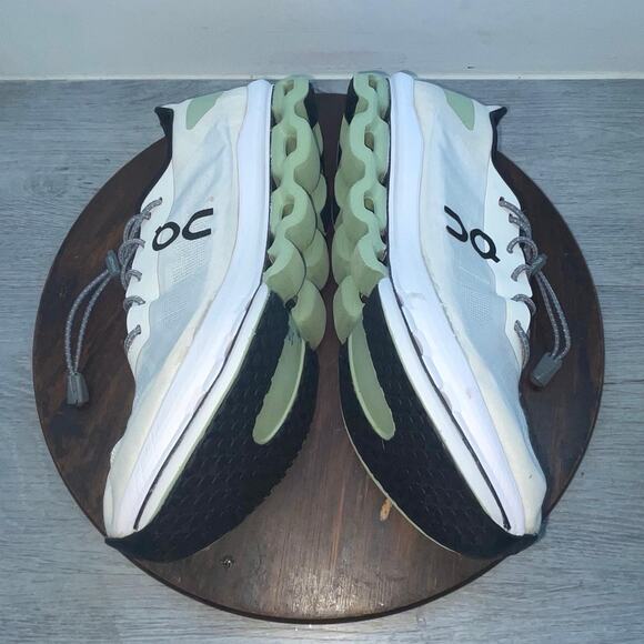 On Cloudboom Echo Mens Size 10 White Black Athletic Running Shoes Sneakers main image 10
